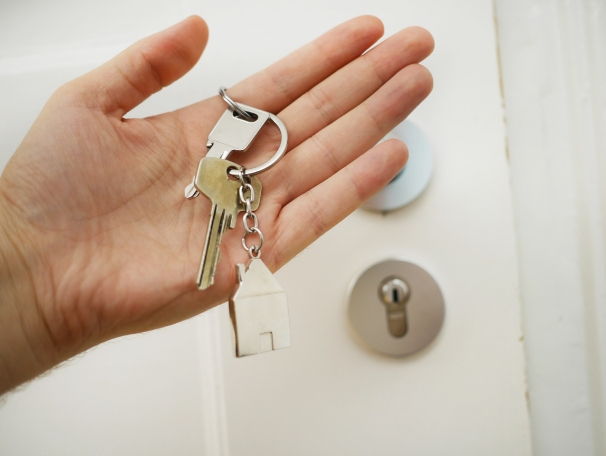 https://CatherineR.StopRentingStartOwning.com